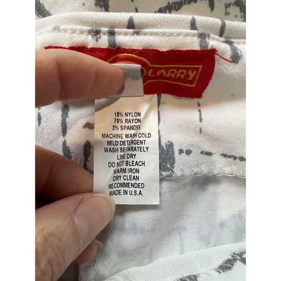 Krazy Larry Pull On Stretch Pants Women's 10 Gray White Geometric Print Ankle - Picture 4 of 5